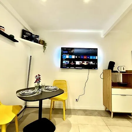 Jerickais Studio In Argenteuil